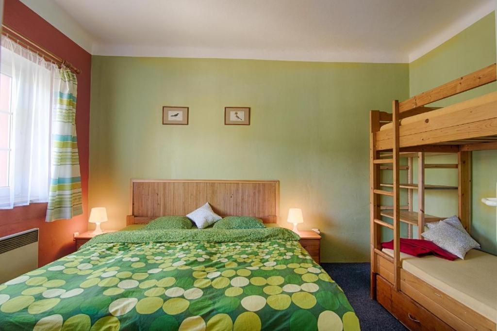 Hotel Penzion Neco Malá Skála Zewnętrze zdjęcie